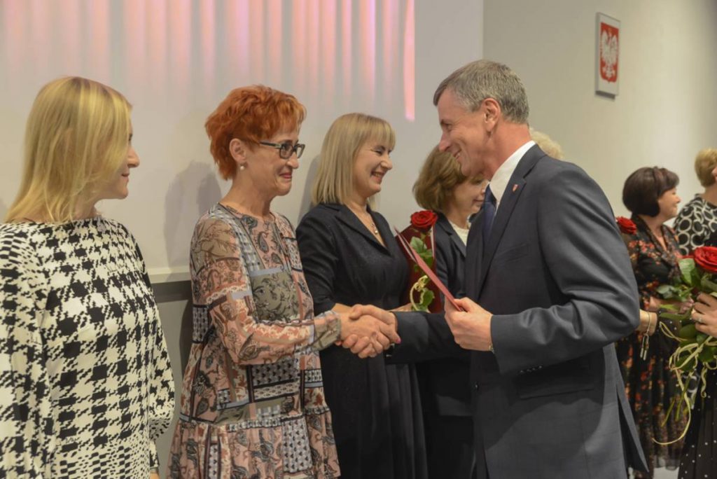 Nauczyciele świętowali 1 Swarzedzki 14 wrzesien dzien edukacji narodowej nauczyciele swietowali 02