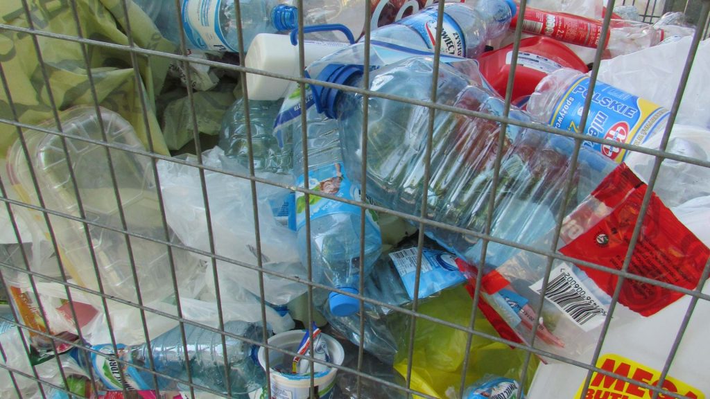 Bez podwyżki za odpady, ale z nową firmą śmieciową? 1 Swarzedzki smieci odpady segregacja surowce 2