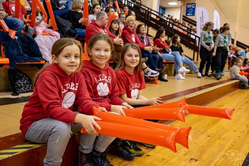 Lider kontra Czwórka 1 Swarzedzki Lider charytatywnie 03