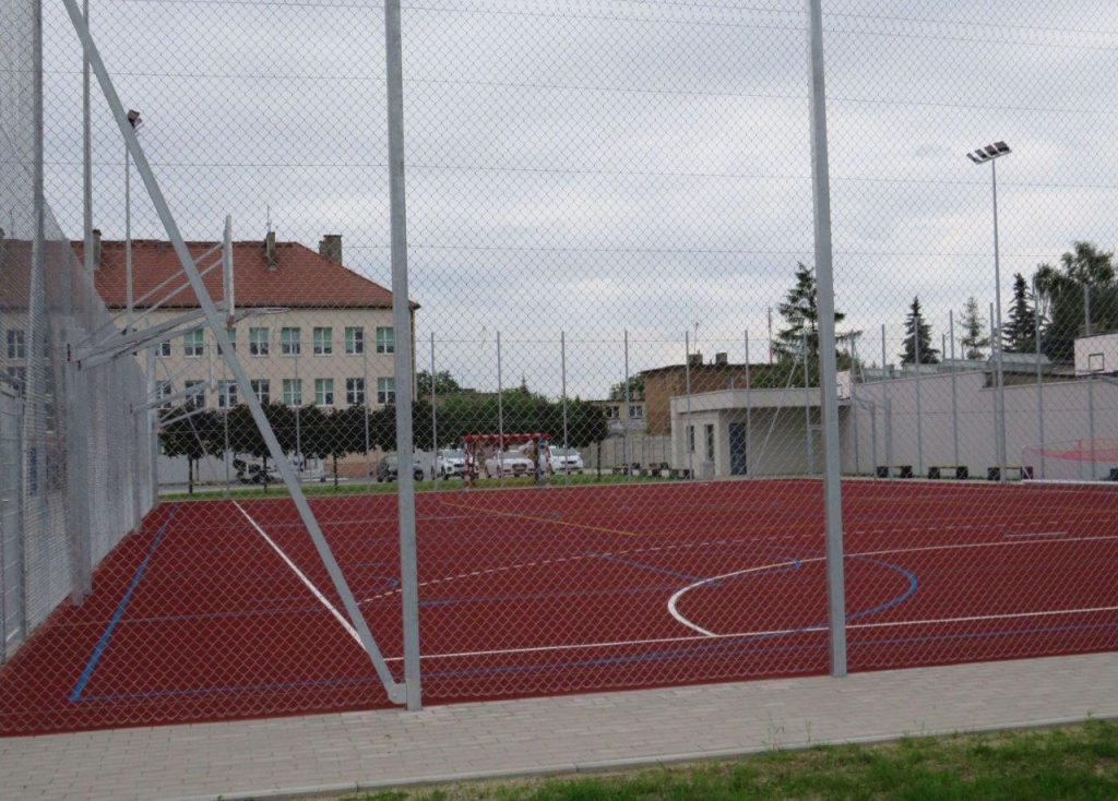 „Dwójka” szykuje się na pierwszy dzwonek 3 Swarzedzki SP2 03