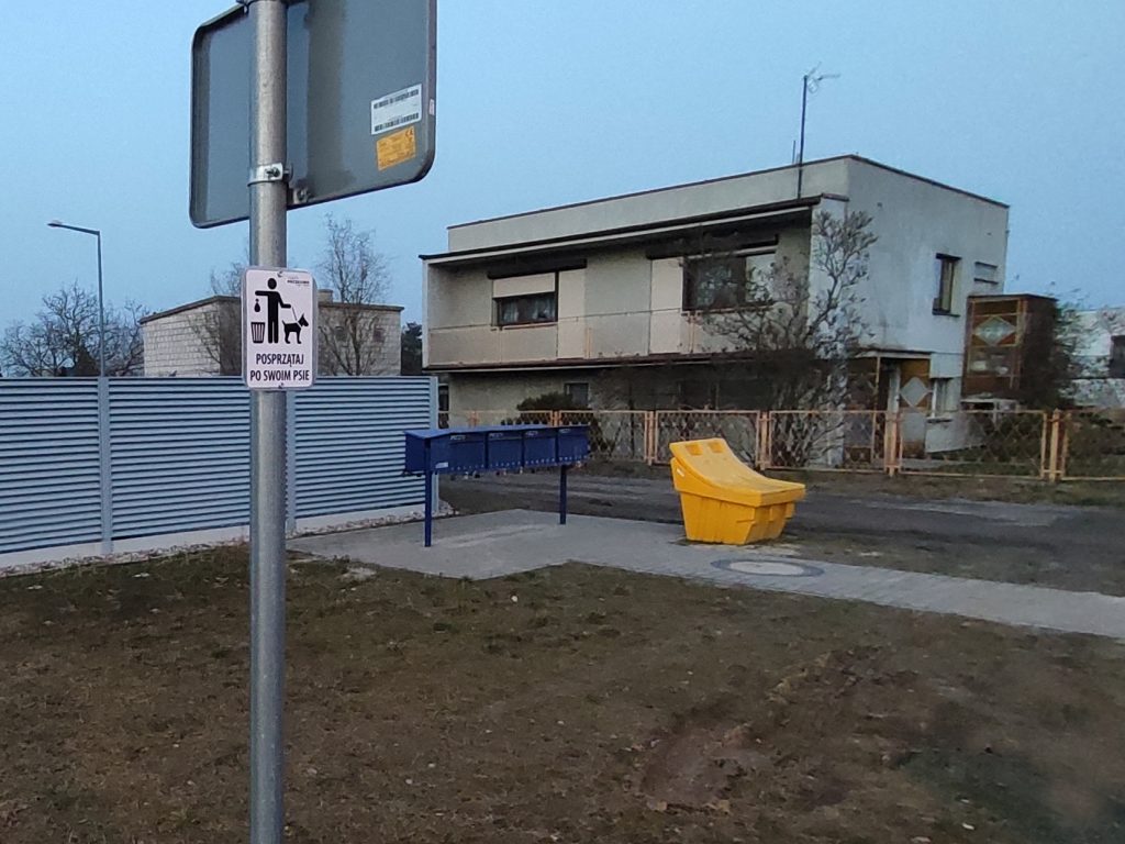 Paczkowo sprząta po psach 7 Swarzedzki Paczkowo Posprzataj po swoim psie 03