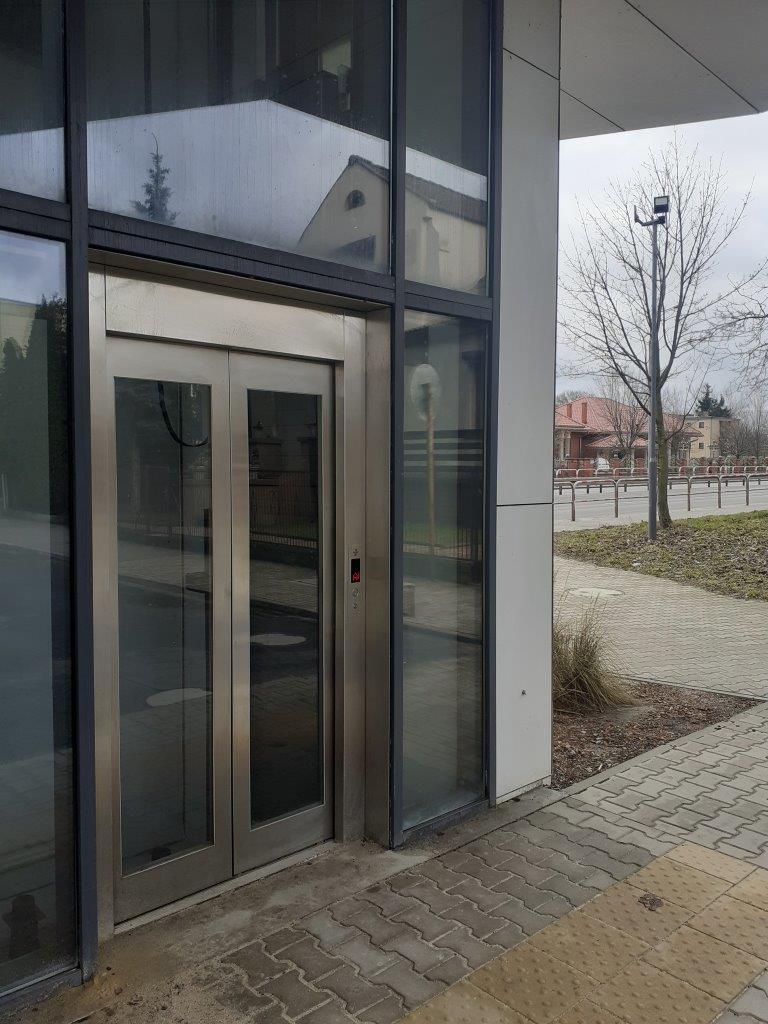 Będzie spór o windę? 1 Portal Swarzedzki kladka DK92