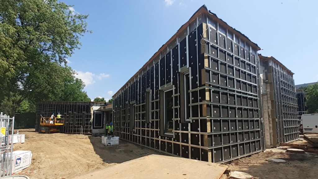 Ośrodek za pół roku 1 Foto2