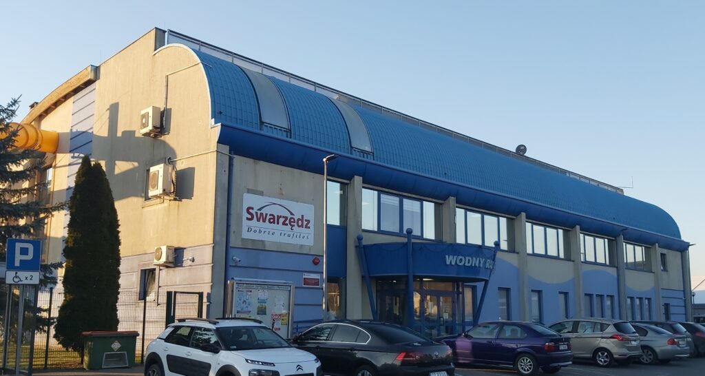 Walka o „Wodny Raj”? 1 plywalnia 3