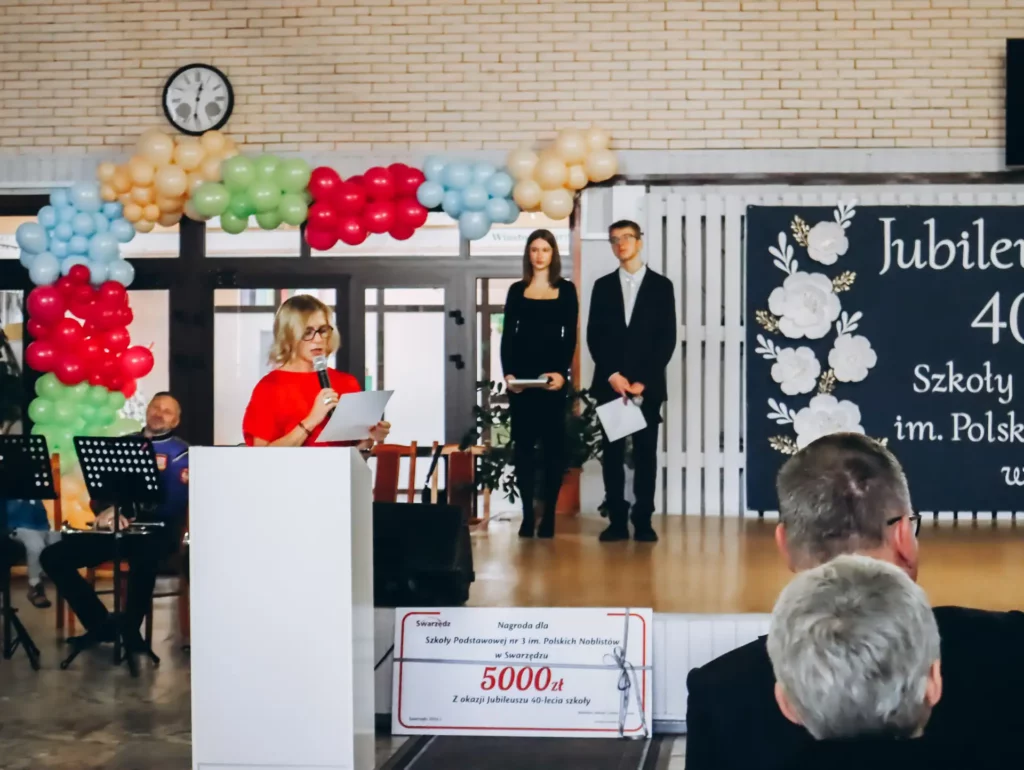 Lech Wałęsa z życzeniami dla swarzędzkiej Trójki! 2 Trojka 3 1