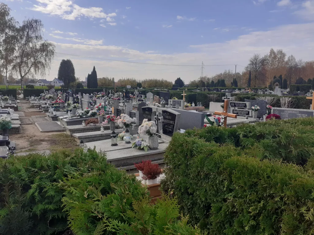 Ceny na cmentarzu komunalnym w górę 1 Cmentarz2 1920